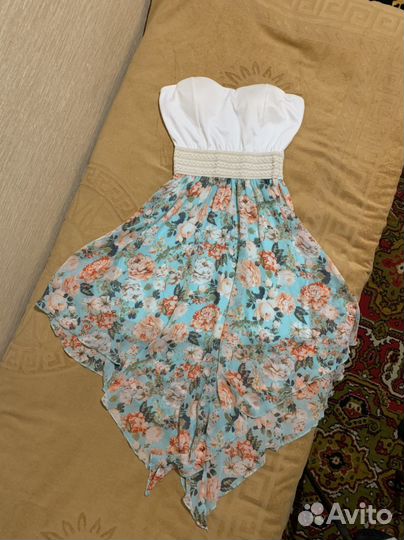 Нарядное женское платье