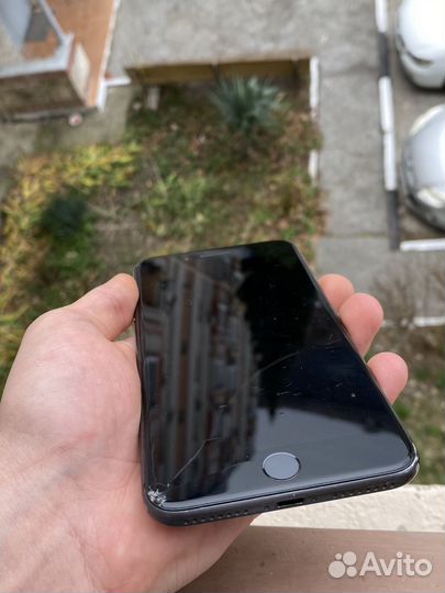 iPhone 8 Plus, 64 ГБ