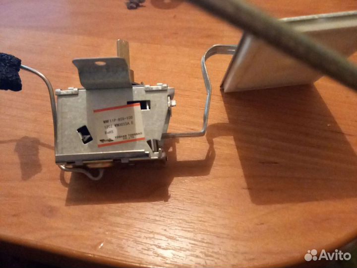 78/6) Заслонка морозильной камеры Toshiba GR-ke69r