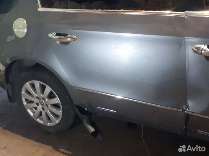 Задняя правая дверь фольксваген пассат б6