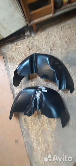 Подкрылки и брызговики renault logan 2