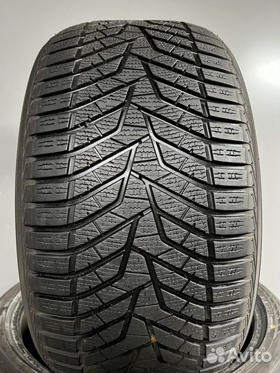 Yokohama BluEarth Winter V905 285/35 R21 и 325/30 R21