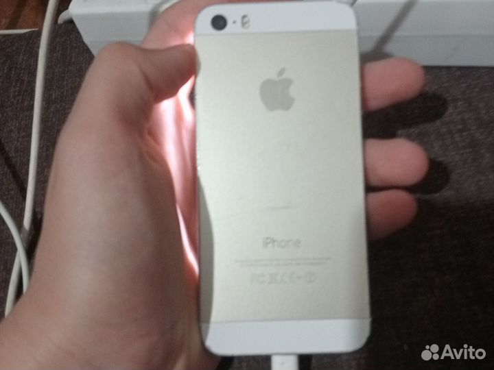 iPhone 5S, 16 ГБ