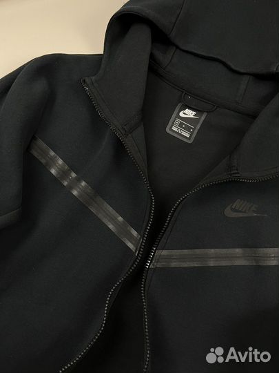 Nike Tech Fleece p.M