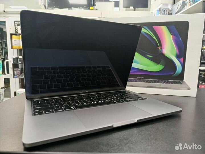 MacBook pro 13 2020 M1 256 гб Touch Bar