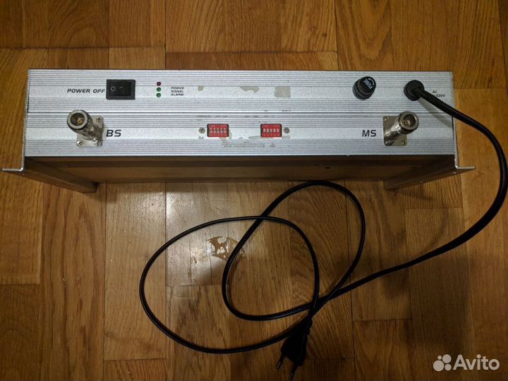 GSM репитер Vector R-710