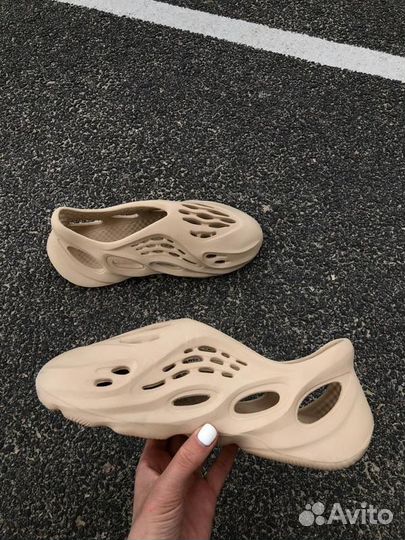 Кроссовки Adidas Yeezy Foam Runner “Light brown”