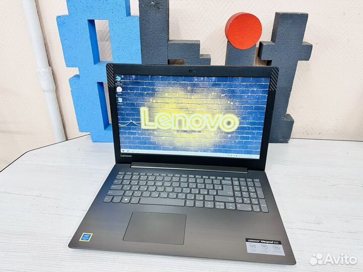 Мощный ноутбук Lenovo gold