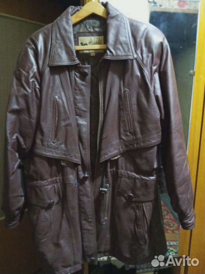 Куртка кожаная женская 48-50 бу