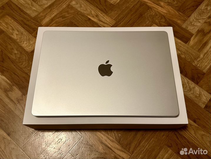 MacBook Air M2 15