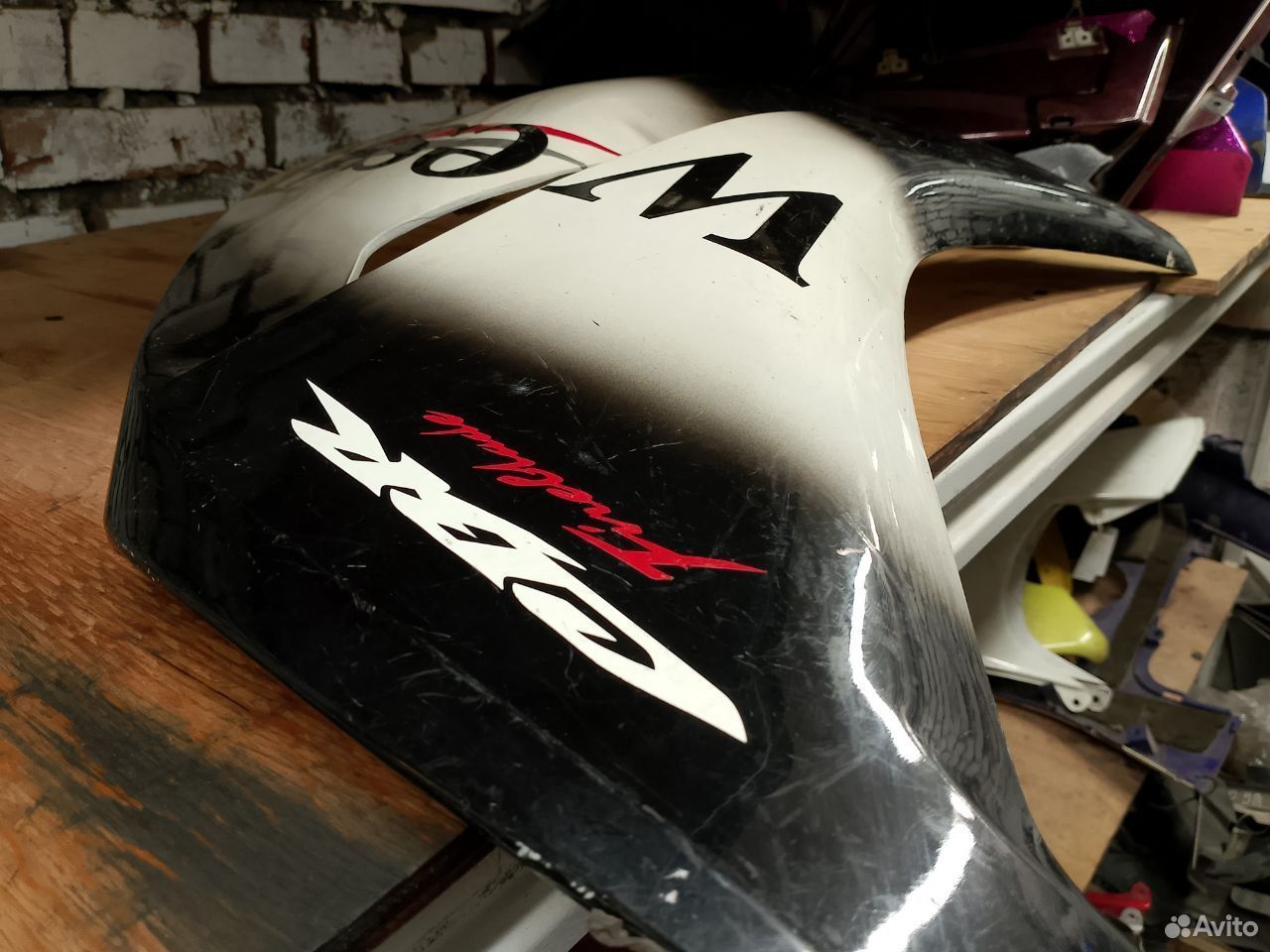 Honda CBR1000RR 09 пластик боковой левый