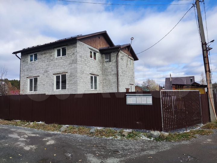 Дача 123 м² на участке 5,6 сот.