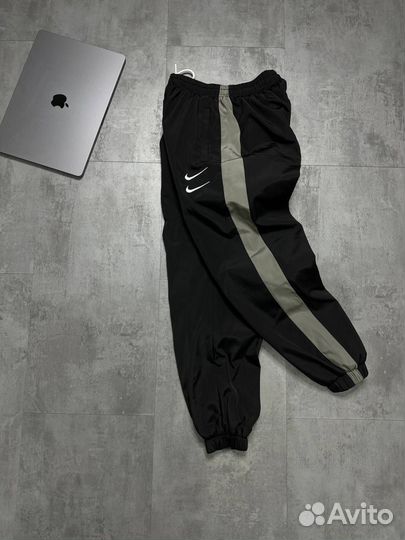 Спортивные штаны Nike без начеса