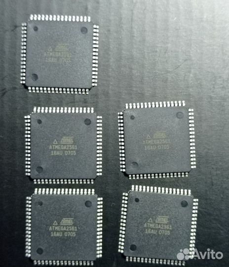 Микроконтроллер ATmega2561-16AU