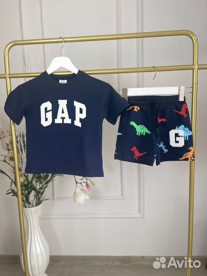 Костюм для мальчика gap