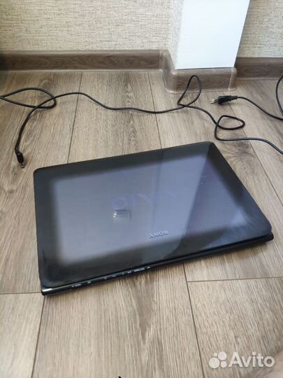 Ноутбук sony vaio PCG-61711V