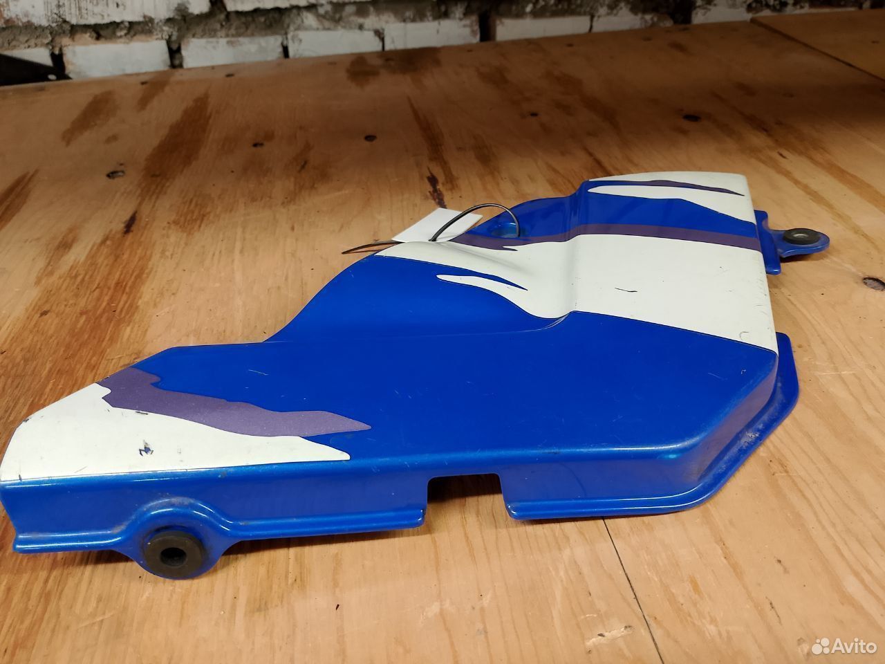 Suzuki GSX-R750 95 накладка пластиковая правая
