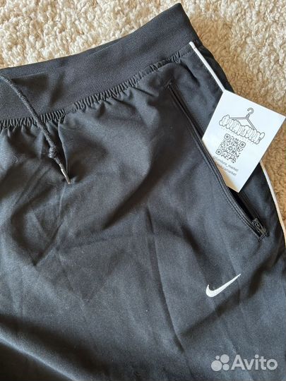 Штаны широкие Nike Vintage