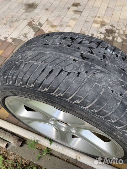 Accelera Accelera 275/40 R20 V