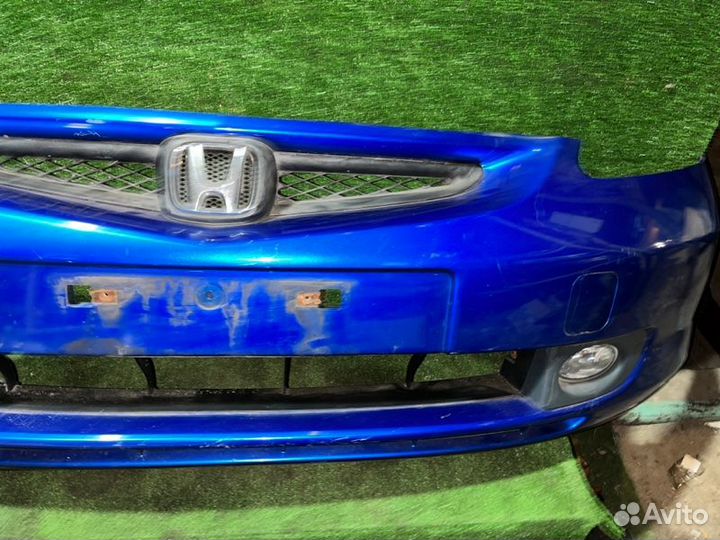Бампер передний Honda Fit GD1