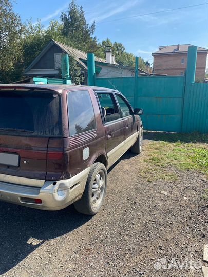 Mitsubishi Chariot 2.4 AT, 1995, 258 000 км