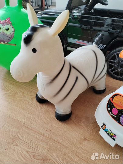 Прыгун ослик мячик