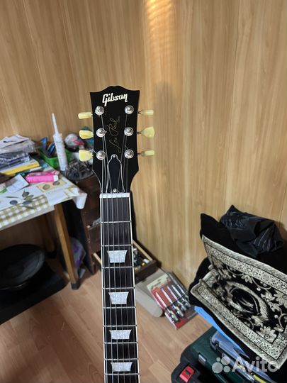 Электрогитара Gibson les paul