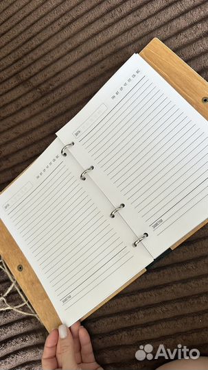 Ежедневник на кольцах подарочный