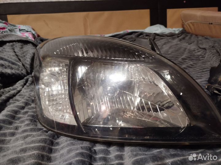 Фары на kia rio 2 jb