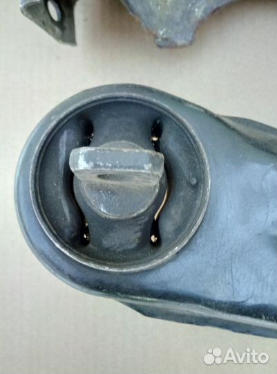 Рычаг задний продольный Mitsubishi Лансер X