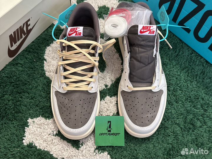 Nike Air Jordan 1 Low x Travis Scott Reverse Mocha