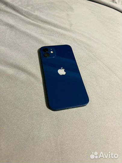 iPhone 12, 64 ГБ