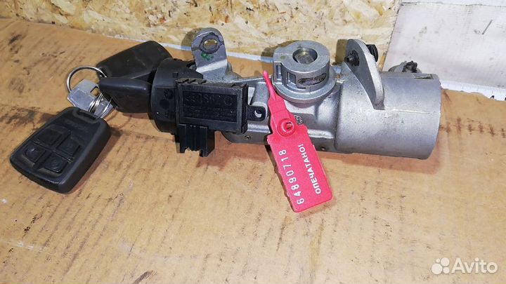 Замок зажигания / R-Series (Scania