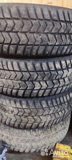 Vredestein ArcTrac 215/65 R16 40M