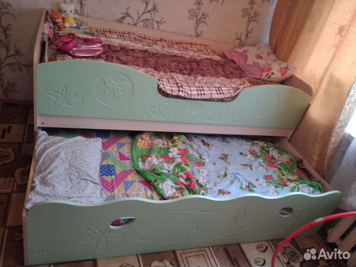 Кровать двухъярусная