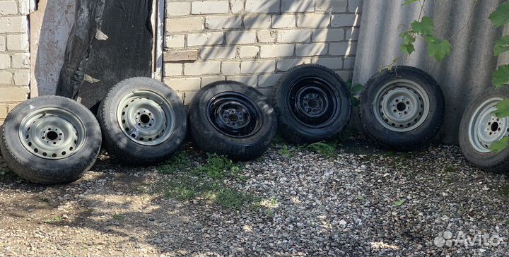 Michelin XZX 3.75/180 R13C