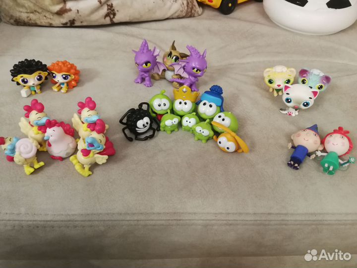 Коллекционные игрушки из киндера