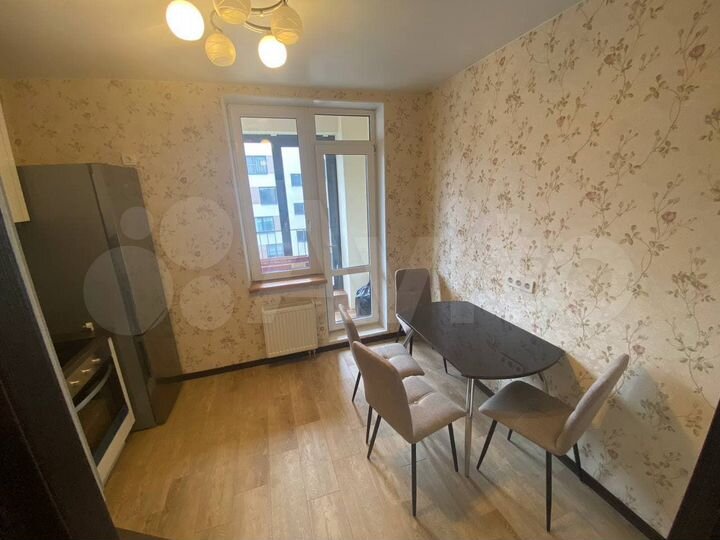 2-к. квартира, 70 м², 8/10 эт.