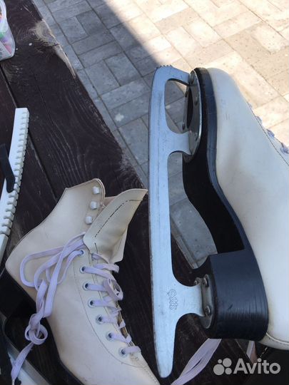 Коньки фигурные