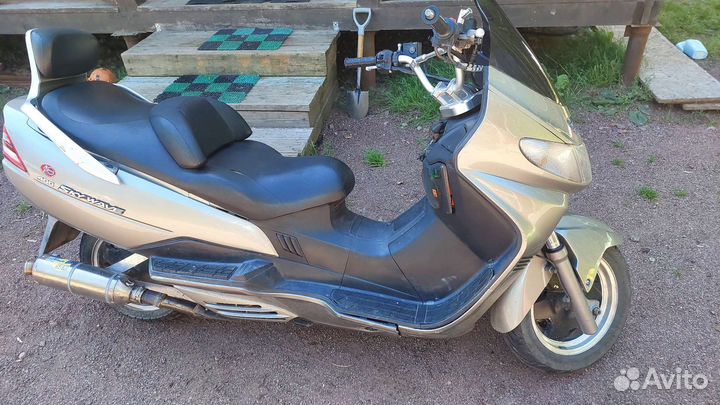 Suzuki sky wave 400