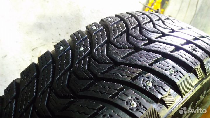 Michelin X-Ice North 3 195/60 R15