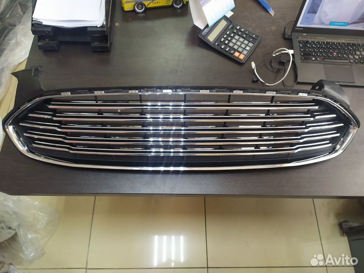 Решетка радиатора Ford Mondeo 5