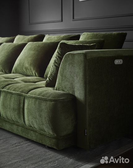 Диван. Диван на заказ. Диван Италия