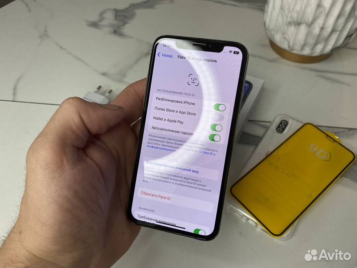 iPhone Xs, 64 ГБ
