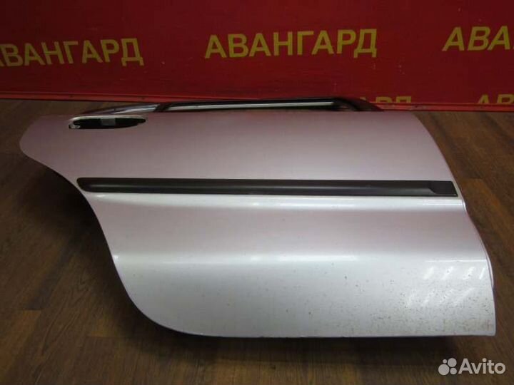 Дверь задняя правая Mitsubishi Carisma 1998