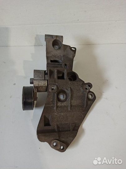 Кронштейн генератора Renault Duster HSA K9K 1.5D