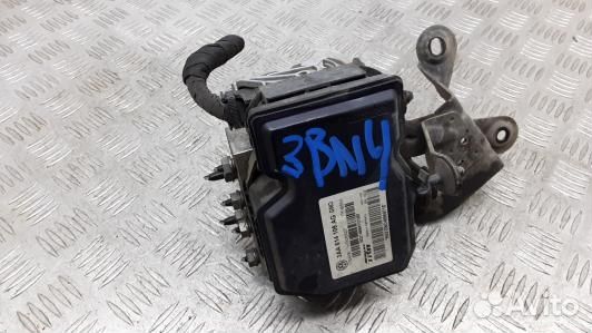 Блок ABS volkswagen passat B7 (3BN04KW01)