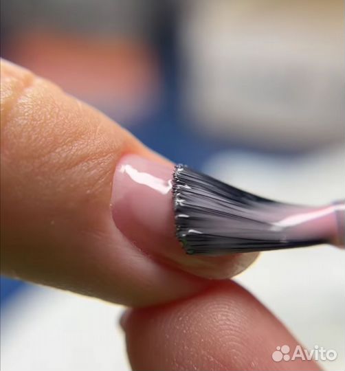 Маникюр педикюр