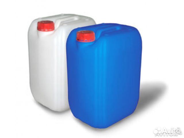 Продаю канистры пластиковые 20 л