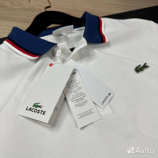 Поло Lacoste белое